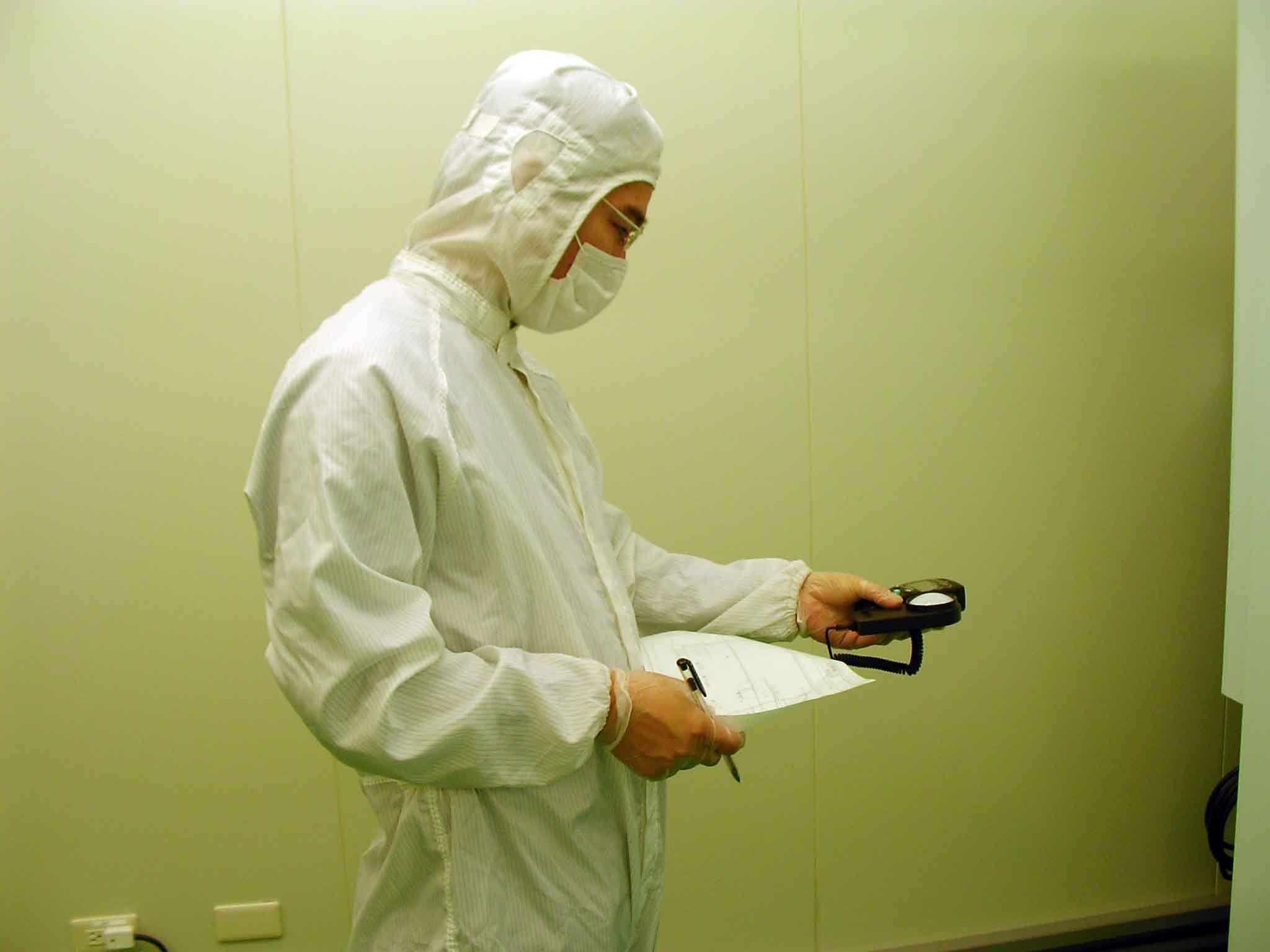 潔凈室進行高效過濾器檢漏的一般規(guī)程是什么? 潔凈室進行高效過濾器檢漏的一般規(guī)程是什么?